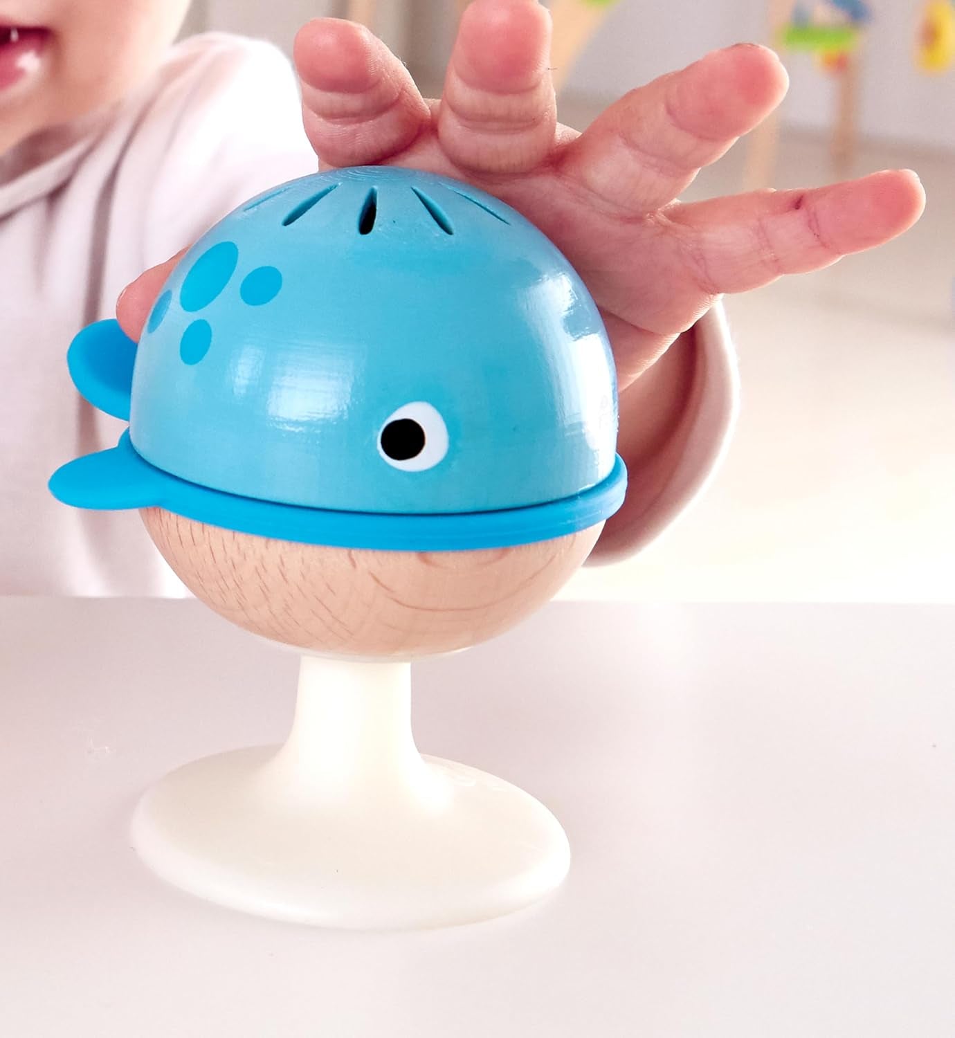 Set sonaglio con ventosa Hape | Tre animali con elementi di dentizione, tartaruga, polpo e balena | Giocattolo didattico da 0 mesi Bebe Toys Naty Shop