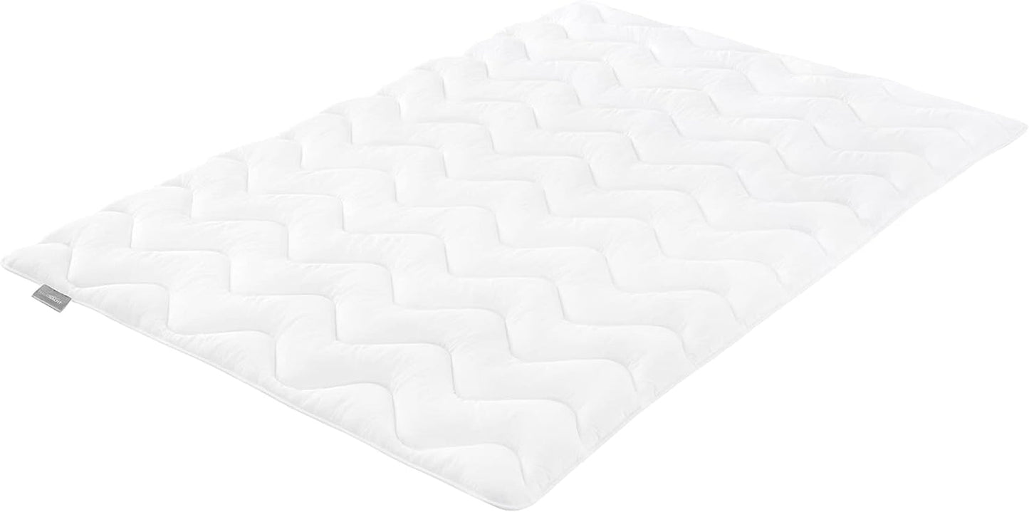 Coperta basic Traumnacht 4 stagioni, Per ogni stagione, Con comoda fodera in morbida microfibra 135 X 200 Cm, Bianco, Certificato Oeko Tex, Sviluppata in Germania Piumini e trapunte Piumino invernale Naty Shop Duo 135 X 200 Cm
