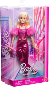 Bambola Barbie Deluxe Style #5 con abito biondo rosa metallizzato, corpetto scintillante e pantaloni scintillanti, con accessori tra cui una collana rosa e una borsetta, JFP40