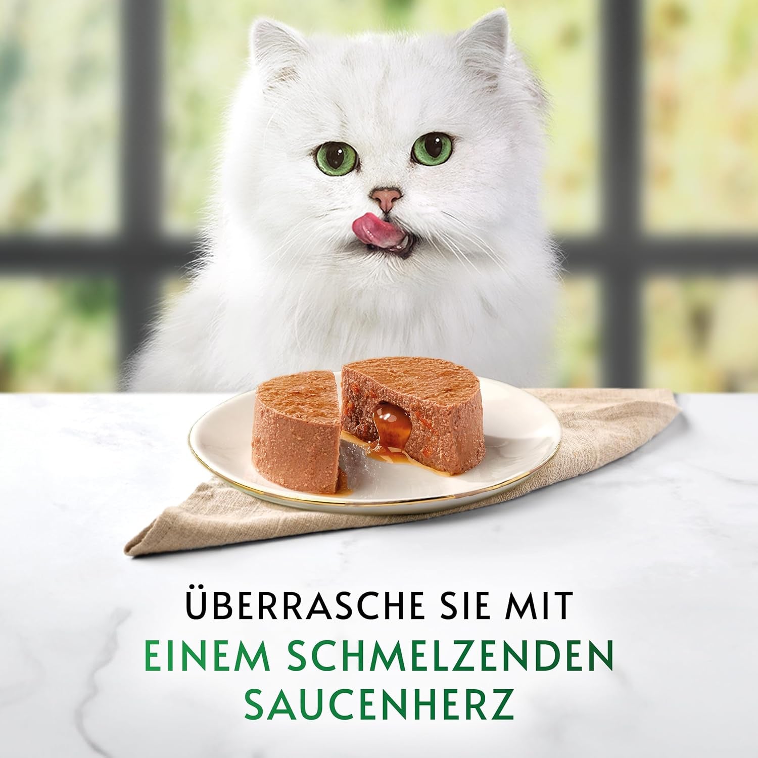 Gourmet Nature's Creations Heart Sauce Mousse Cibo umido per gatti, ricco di pollo, confezione da 12 (12 x 85 g)