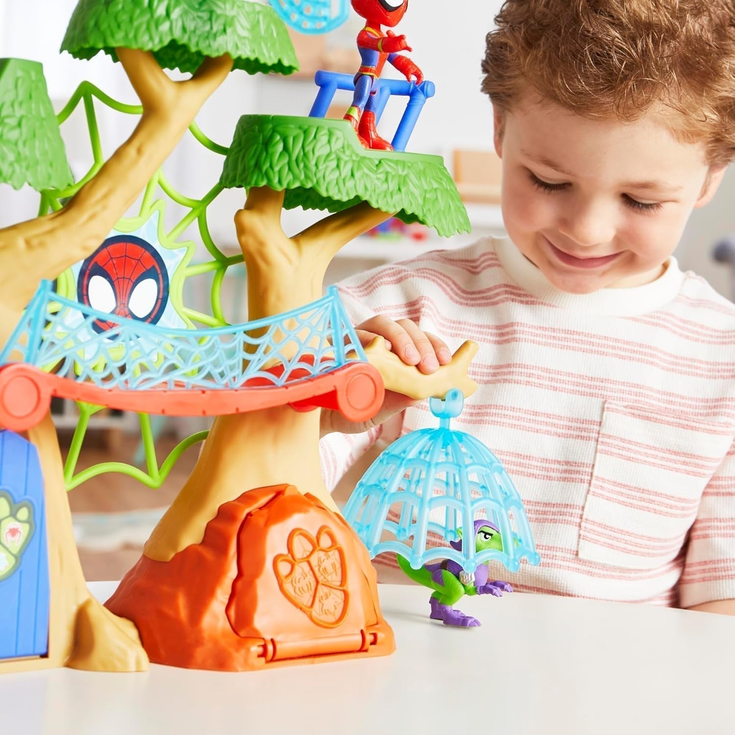Marvel Spidey e i suoi super amici Dino Treehouse Supereroe Playset Action Figures Naty Shop