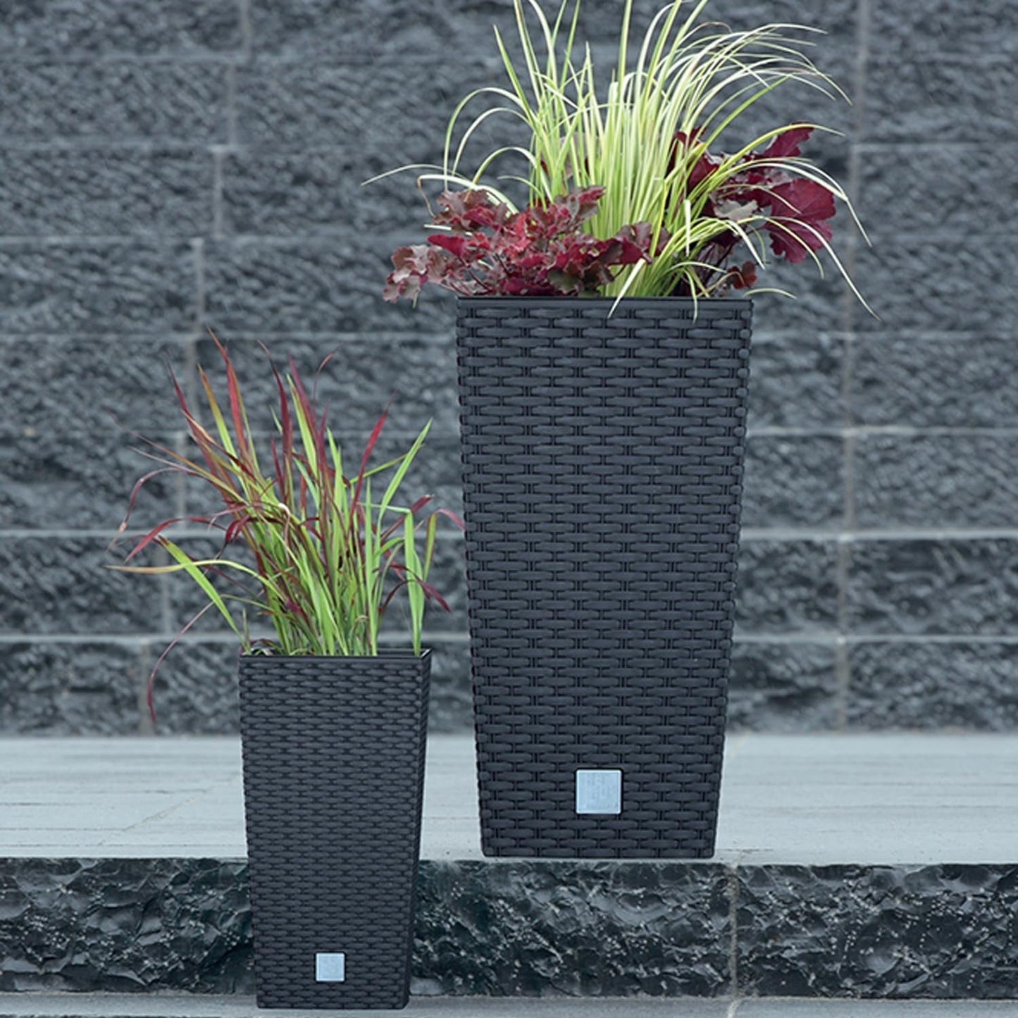Vasi/vasi effetto rattan Prosperplast con inserto | 32,5 x 32,5 x 61 cm | antracite | resistente alle intemperie e ai raggi UV | realizzato in plastica robusta | per interni ed esterni