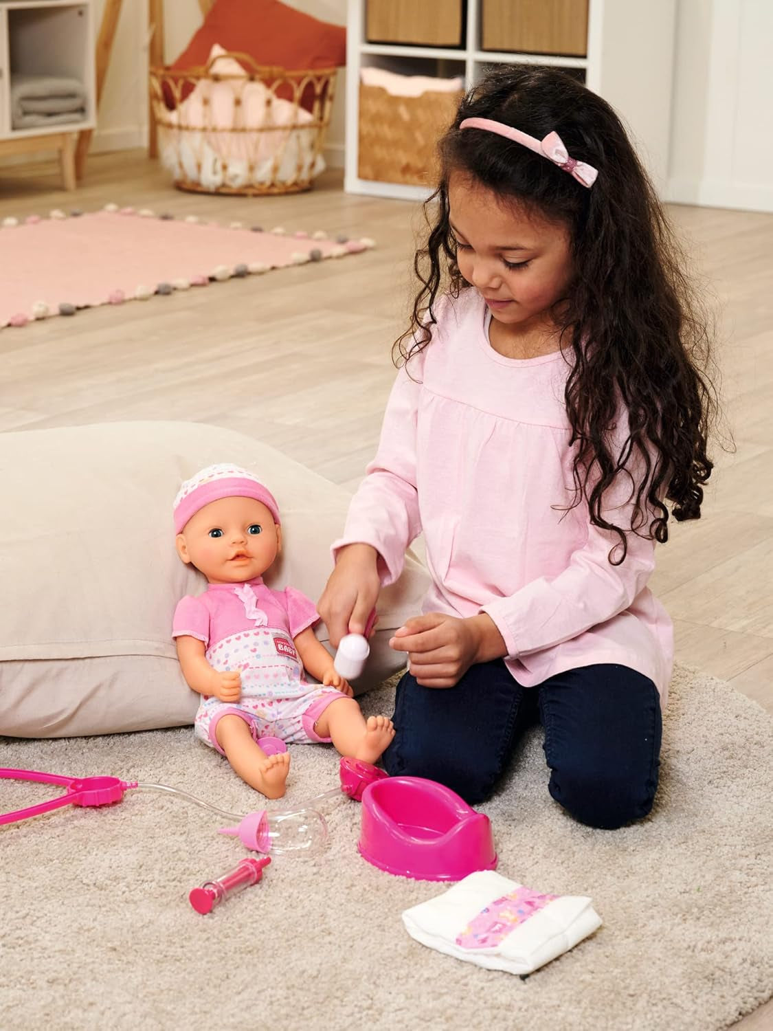 Simba 105562487 - Set Primo Allattamento New Born Baby, ciuccio, pannolino e biberon con contenuto a scomparsa, per bambole da 38-43 cm Naty Shop Dolls