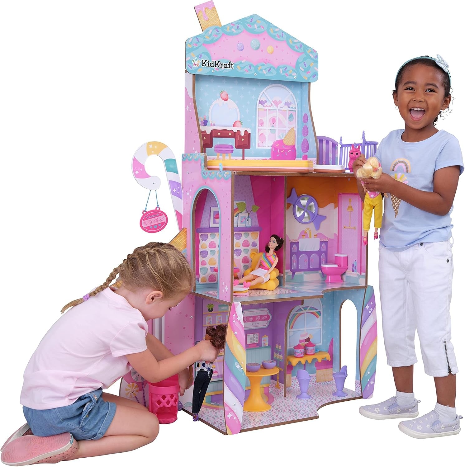 KidKraft Casa delle Bambole in Legno Castello di Caramelle con Mobili e Accessori, Casetta con Lama Unicorno, Elevatore a Cono Gelato e Sedia con Orsetto Gommoso per Bambole, Giocattolo dai 3 Anni in su, 20242