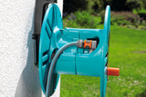 Avvolgitubo da parete Gardena Classic 60 con avvolgitubo guidatubo: Per un facile montaggio a parete, con sistema antigoccia, attacco ad angolo, grande capacità, salvaspazio (2650-88)