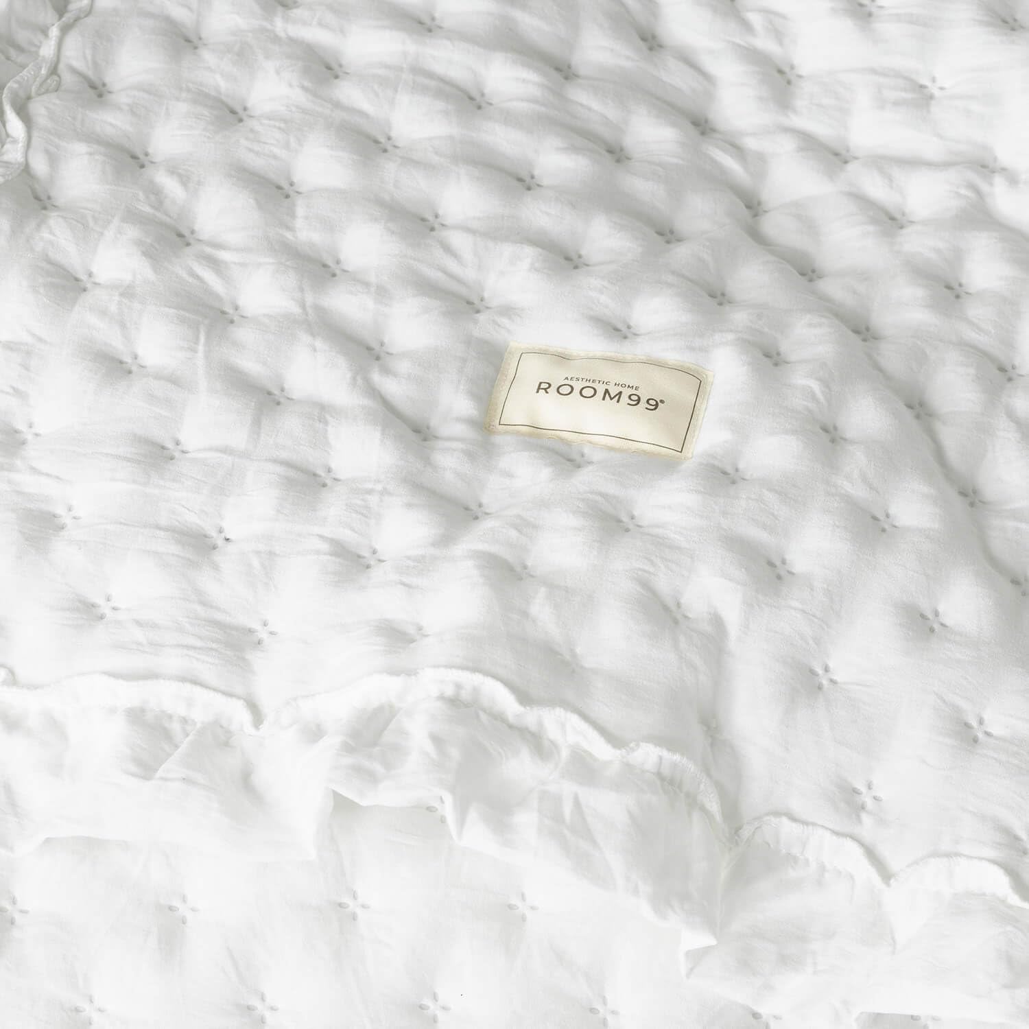 ROOM99 Molly Elegante copriletto in bianco 240 x 260 cm Copriletto versatile come copriletto o divano Coperta per letto e divano Stile coperta Ideale come copriletto Letti e coperte Beuche den ROOM99-Store