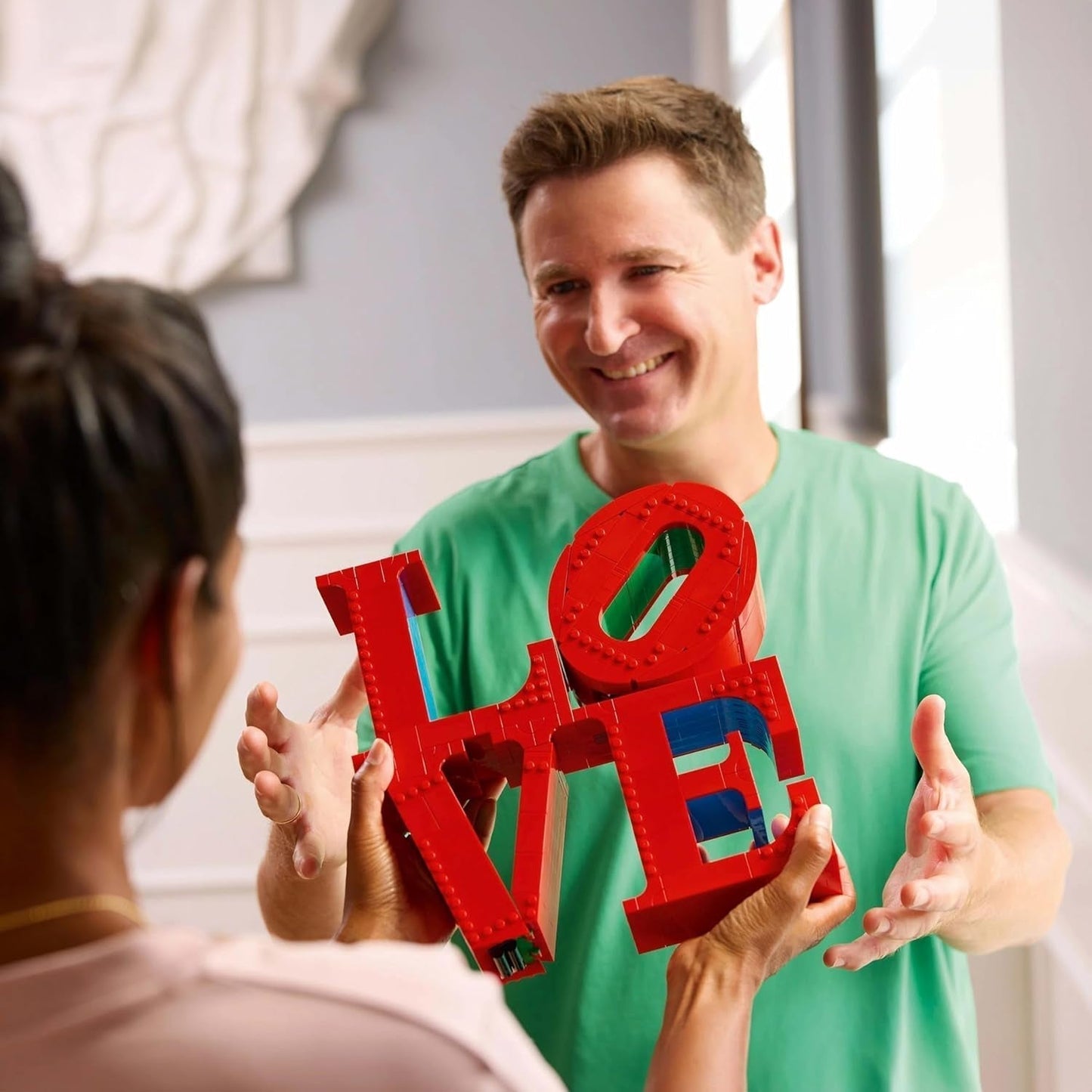 LEGO Art Love Set da costruzione per adulti Decorazione della casa Regalo di San Valentino e Festa della mamma per donne e uomini Attività creativa per gli amanti dell'arte e del design 31214 Set da costruzione Besuche den LEGO-Store