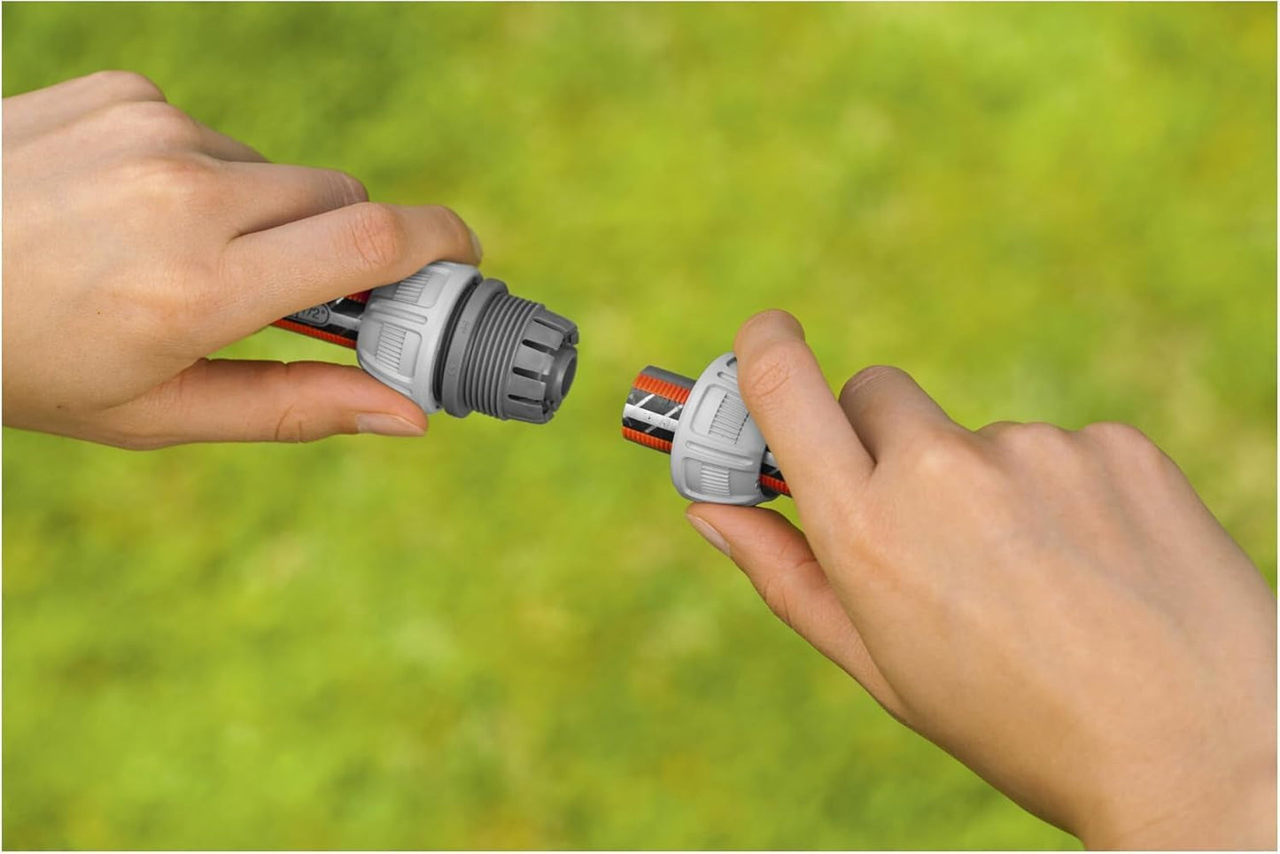 Riparatore Gardena da 13 mm (1/2 pollice) e 15 mm (5/8 pollice): riparazione facile e veloce del tubo senza attrezzi, Power Grip, elevata forza di serraggio, in scatola (18232-20)