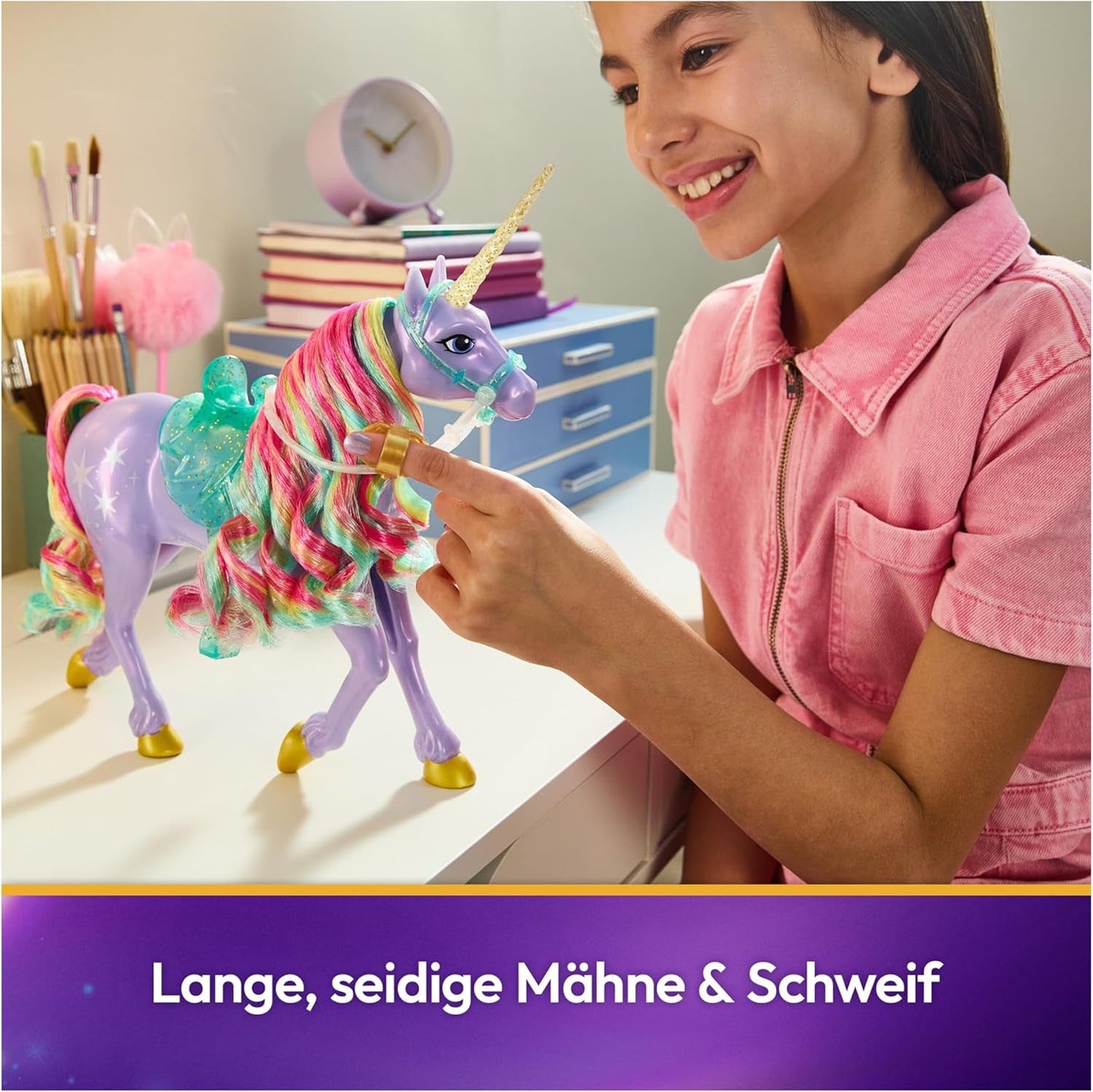 Wildstar Unicorn di Unicorn Academy - Unicorno originale Sophia alto 28 cm della serie Netflix con vera criniera e coda, briglie, sella e spazzola rimovibili, dai 4 anni in su