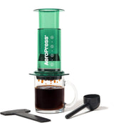 AeroPress Macchina per caffè ed espresso Originale, Caffettiera Portatile Livello Barista con Camera, Stantuffo e Filtri, Macchina per Caffè Rapido ed Espresso