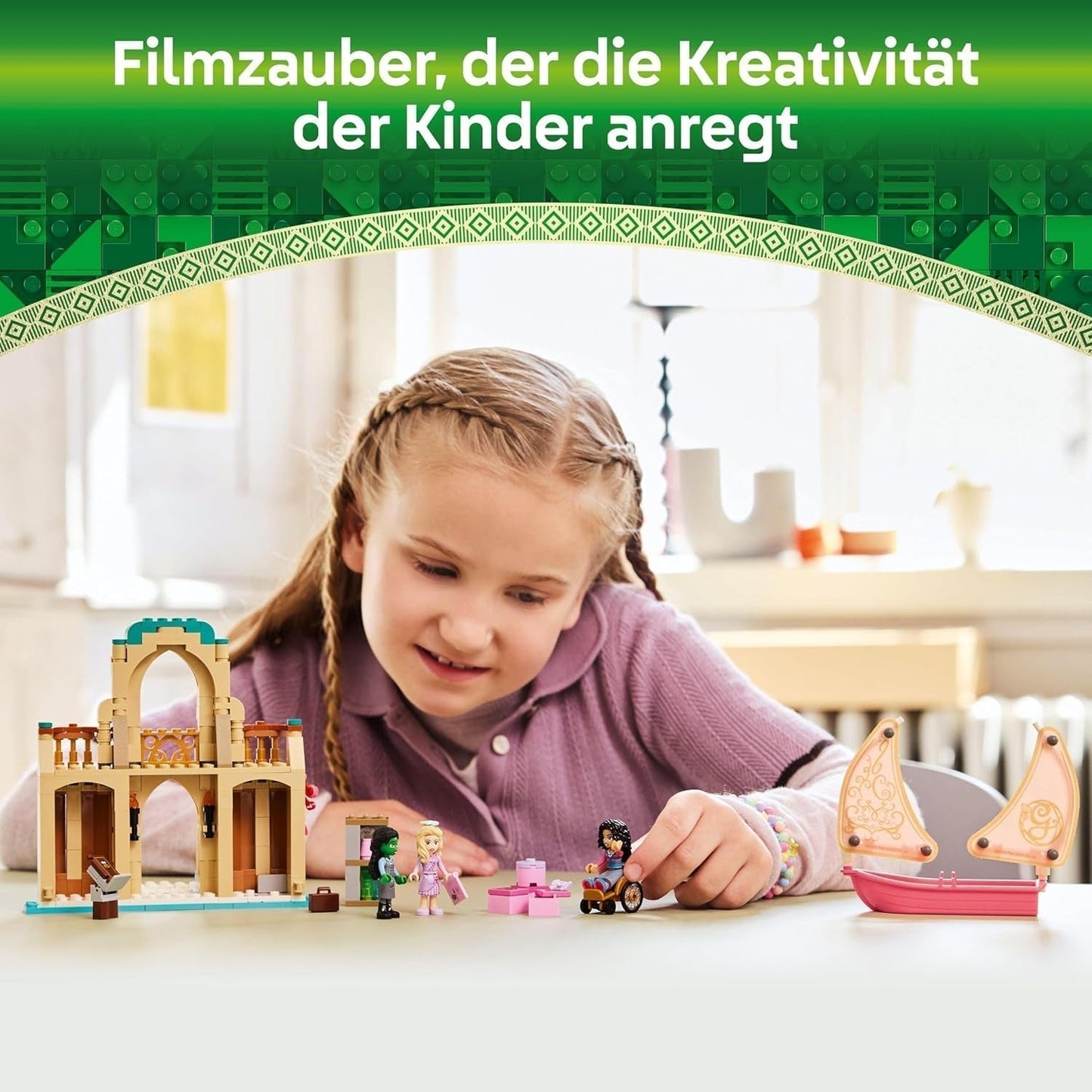 LEGO Wicked Glinda, Elphaba e Nessarose alla Shiz University Barca a vela e 3 personaggi Barca giocattolo, regalo per ragazze e ragazzi di 7 anni Amanti delle case delle bambole 75681 Set da costruzione Besuche den LEGO-Store