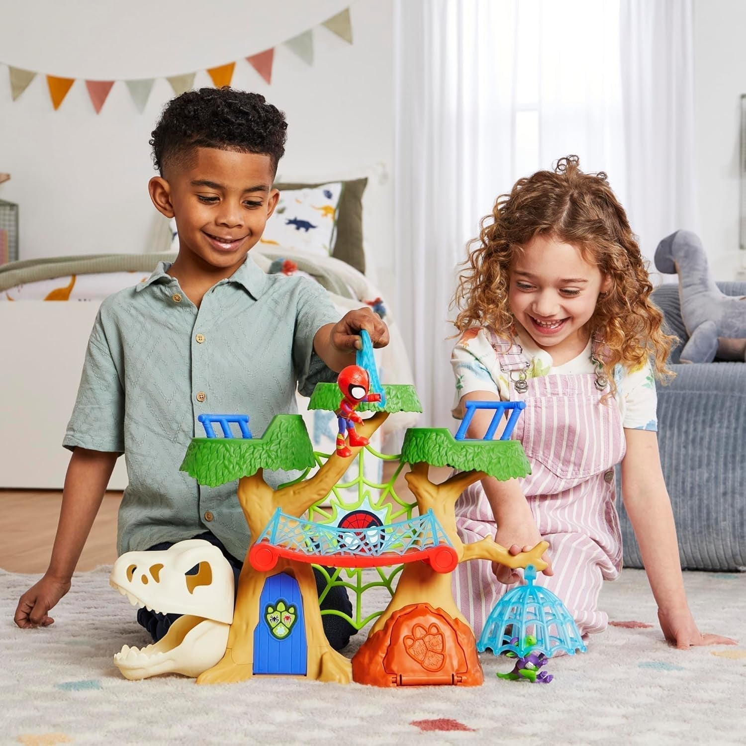 Marvel Spidey e i suoi super amici Dino Treehouse Supereroe Playset Action Figures Naty Shop