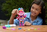 Mattel DREAMWORKS TROLLS Together Strong - Bambola alla moda Hair-Tastic Queen Poppy - 15+ accessori, pettine glitterato, gel glitterato lavabile, dai 3 anni in su, bambole HNF25 Naty Shop