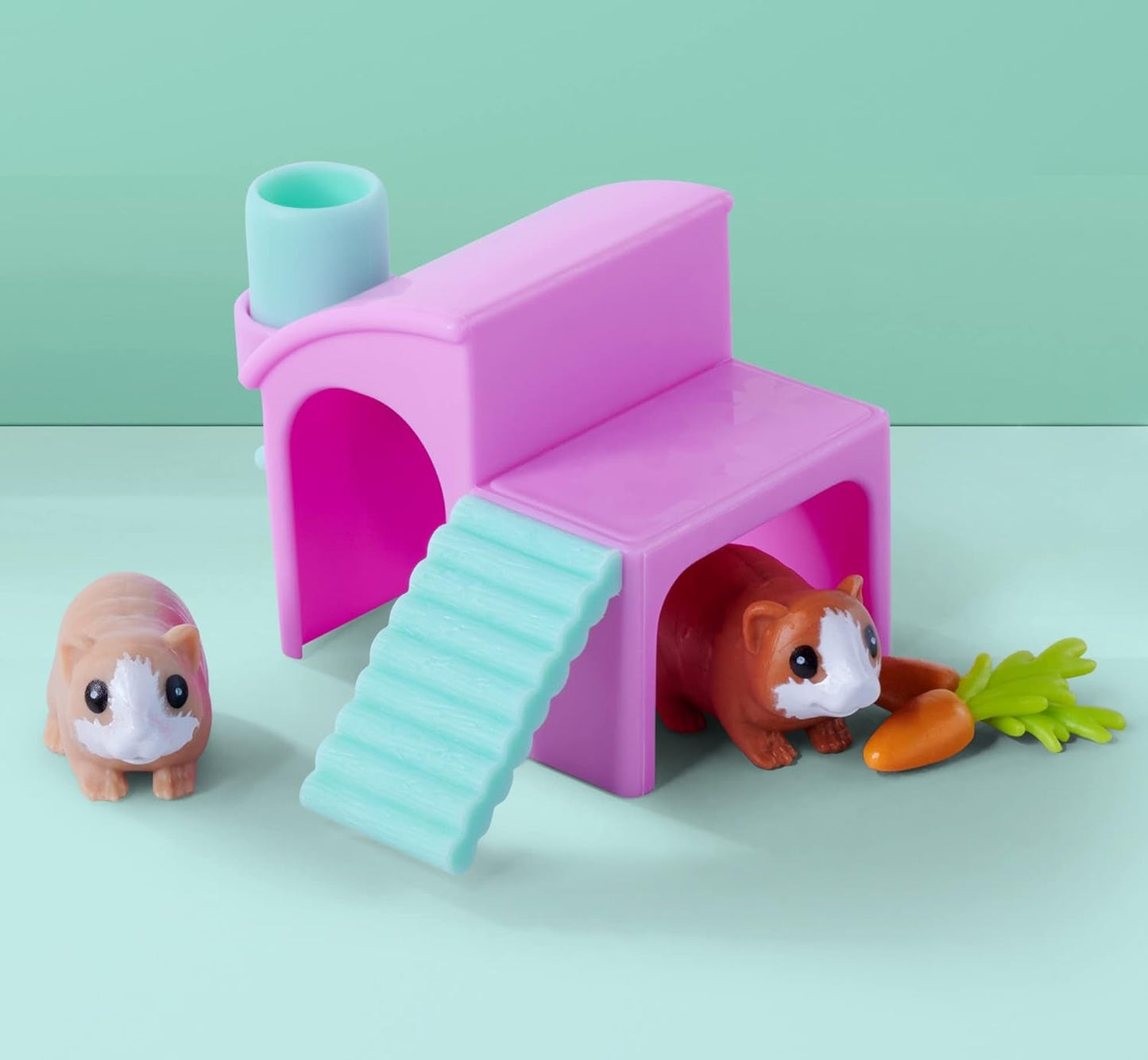 Simba Evi Love Guinea Pigs Bambola da gioco con due porcellini d'India e casa, bottiglia d'acqua e carote, 12 cm, dai 3 anni in su