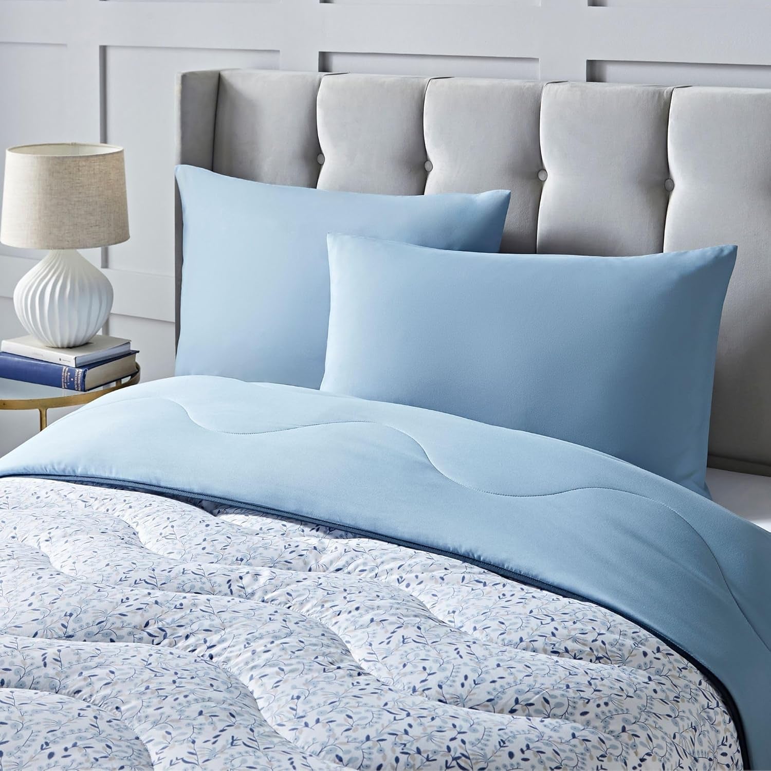 Night Lark Piumino Super King Super King 6 Tog Primavera Estate - Blu Garden Piumino super morbido Leggero Lavabile in lavatrice Asciugatura rapida Copripiumino reversibile tutto in uno Naty Shop