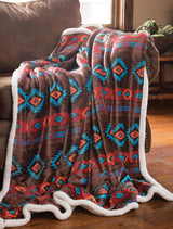 CARSTENS, INC. Coperta Wrangler Ultra Premium, super morbida, pile Sherpa, oversize, 137,2 x 172,7 cm, Letti e coperte Southwest Horizon Carstens, Inc.