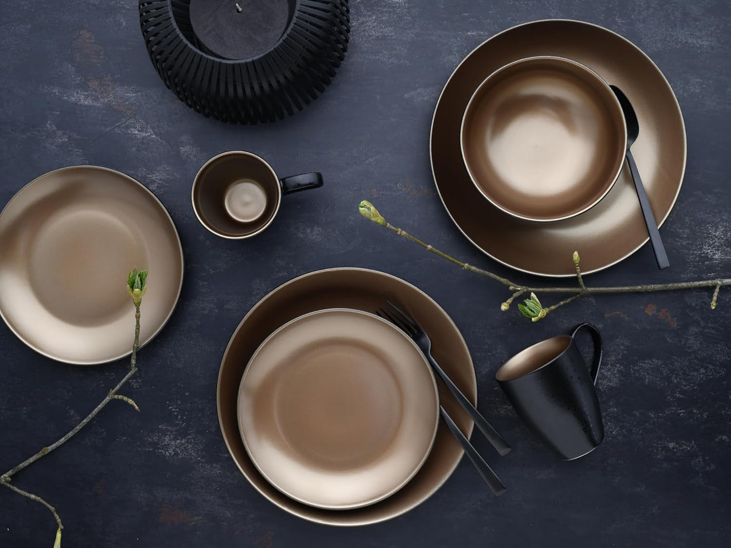 CreaTable, 23598, serie GLAMOUR - Oro, set di stoviglie da 16 pezzi, servizio combinato in porcellana, lavabile in lavastoviglie e adatto al microonde, produzione di qualità