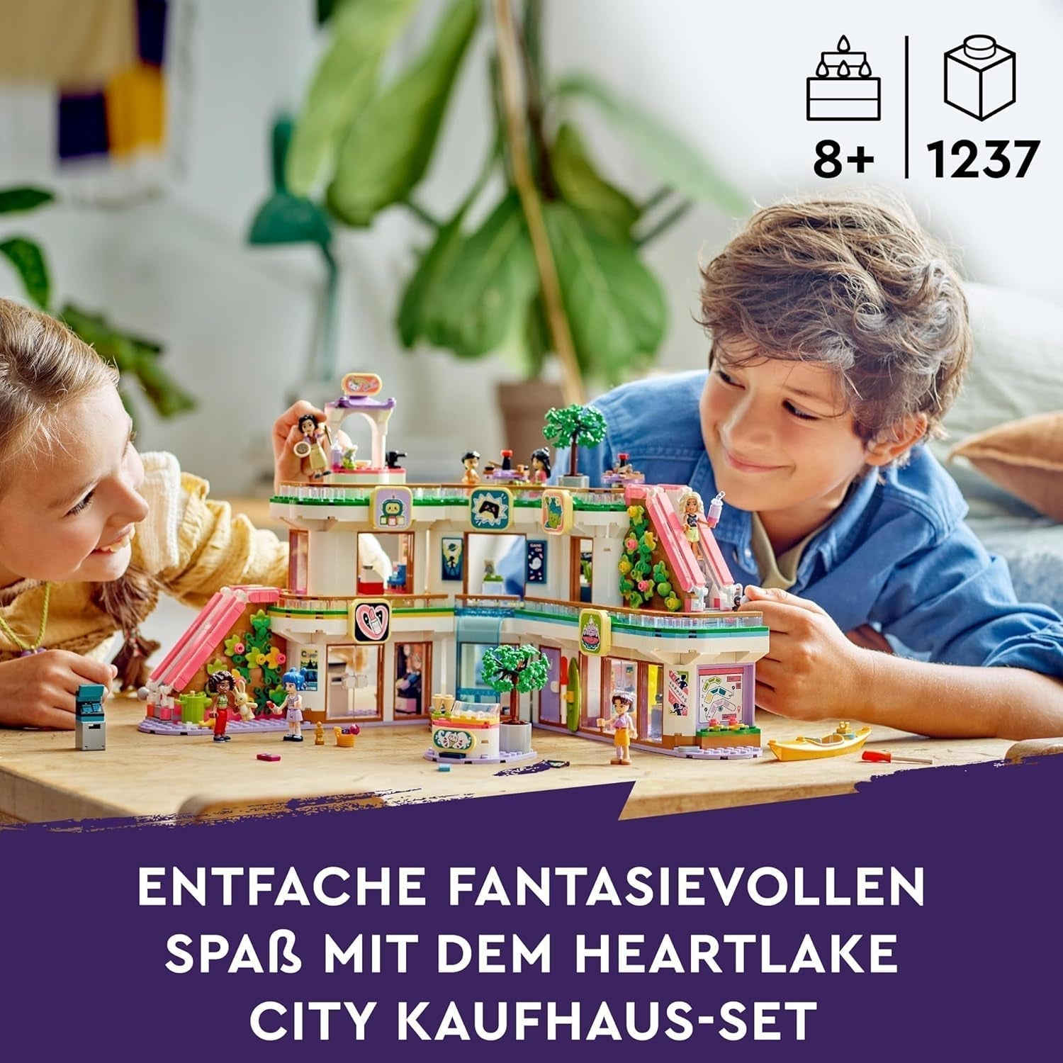 LEGO Store Friends Heartlake City Casa delle bambole giocattolo per ragazze e ragazzi Set di figure che promuove lo sviluppo socio-emotivo Regalo per 8 anni 42604 Set da costruzione Besuche den LEGO-Store