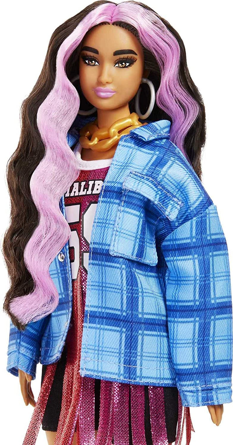 Barbie HDJ46 - Bambola Extra in Abito con Maglia da Basket e Accessori, con Animale Corgi, Capelli Ricci Extra Lunghi con Meches Rosa e Giunti Flessibili, Giocattolo Regalo per Bambini 3+ Naty Shop Dolls