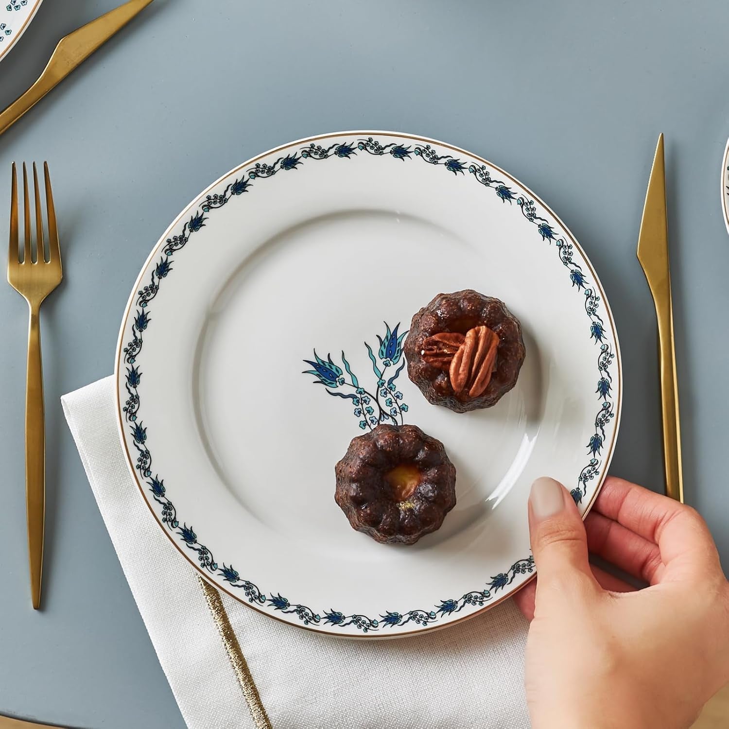 Servizio da dessert Karaca İznik per 6 persone, 18 pezzi - stoviglie eleganti per dessert deliziosi