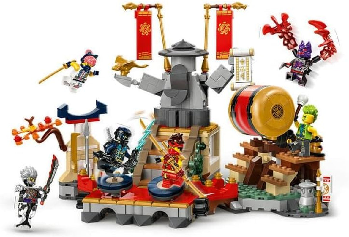 LEGO NINJAGO Arena del torneo Giocattolo avventuroso per bambini Ninja Playset con 6 minifigure Collezione Set da costruzione Regalo di compleanno per ragazzi e ragazze di 7 anni 71818 Set da costruzione Besuche den LEGO-Store