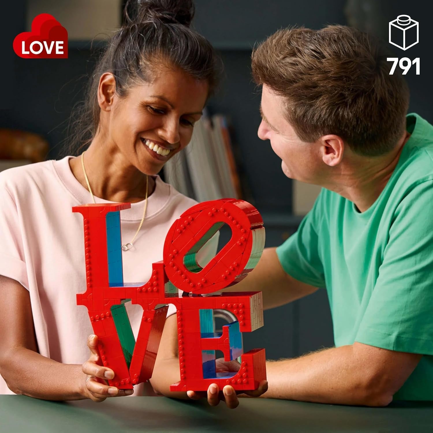 LEGO Art Love Set da costruzione per adulti Decorazione della casa Regalo di San Valentino e Festa della mamma per donne e uomini Attività creativa per gli amanti dell'arte e del design 31214 Set da costruzione Besuche den LEGO-Store