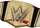 Mattel Cintura del campionato WWE Mattel, gioco di ruolo e costume del campionato universale WWE indiscusso, ca. Cintura In Ecopelle Lunga 100 Cm Con Vestibilità Unica, HYJ35 Action figures Naty Shop