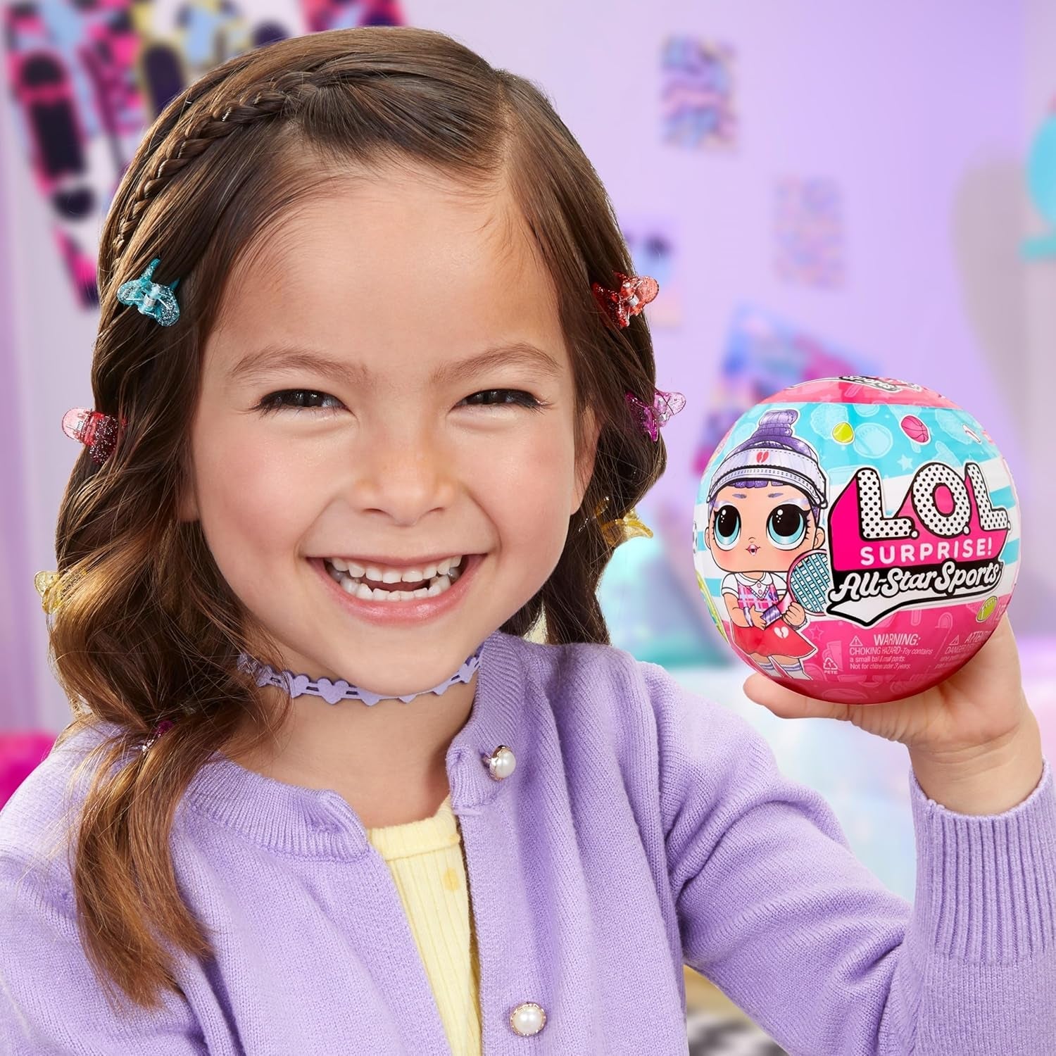 LOL Sorpresa! Collezione All-Star Sports Vault Tots - Include 1 bambola, confezione corazzata, 12 bambole da collezione, 8 accessori unboxing, ideale dai 4 anni in su, Rosa