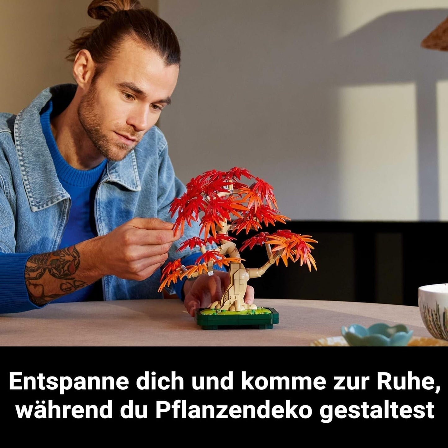 LEGO Botanicals Acero rosso giapponese - Albero bonsai - Kit di piante artificiali con foglie rosse e arancioni, più ciotola - Decorazioni per la casa - Idea regalo per adulti - 10348 Set di costruzione Besuche den LEGO-Store