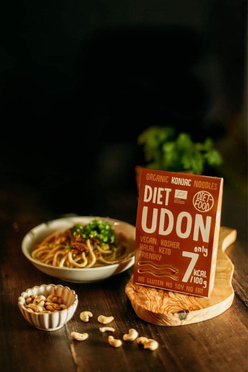 Udon Shirataki Konjac Noodles Bio 385g - A basso contenuto calorico, senza glutine, vegano - a base di radice di konjac, ricco di fibre DIET-FOOD
