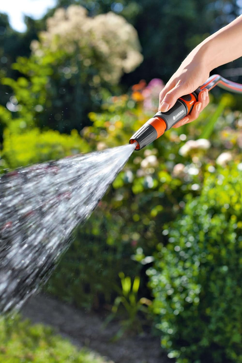 Set spray Gardena per tubi da 13 mm (1/2 pollice) e 15 mm (5/8 pollici): Set spray per pulizia con Aquastop per cambio rapido del collegamento (18288-20)