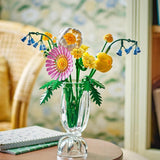 LEGO Botanicals Piccolo bouquet estivo - Set da costruzione con fiori artificiali - Incl. campanule, ranuncoli, tulipani - Idea regalo per donne, mamme e uomini - 10347 Set da costruzione Besuche den LEGO-Store