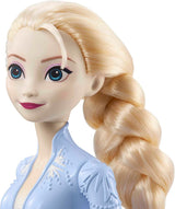 Mattel Disney Princess Elsa, bambola di Frozen in abito da viaggio, capelli biondi pettinabili, snodo articolato, gonna e stivali staccabili, regali Disney, giocattolo per bambini dai 3 anni in su, HLW48