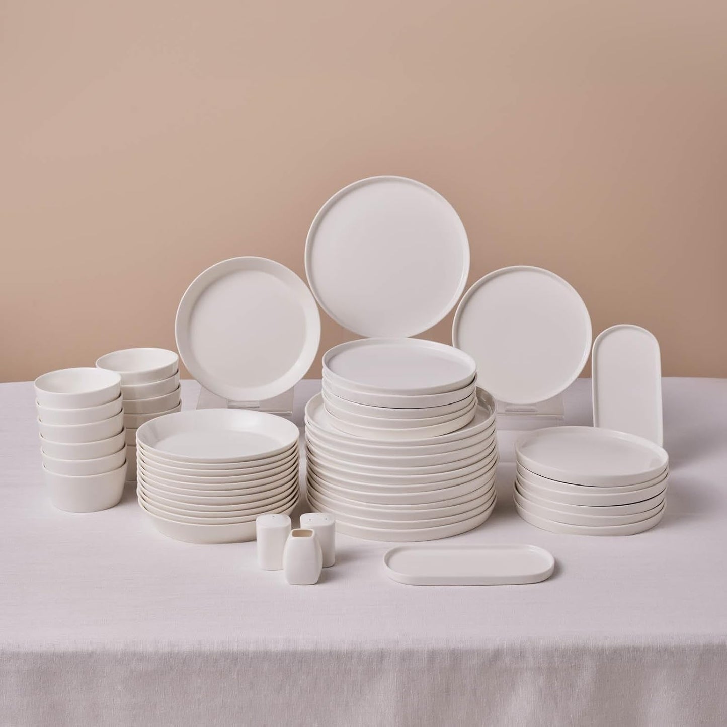 Karaca Stream Bone Bomo Set di stoviglie per 12 persone Elegante set di piatti quadrati Eleganti stoviglie in porcellana bianca