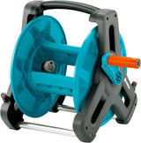 Set avvolgitubo da parete Gardena Classic 50: avvolgitubo mobile, salvaspazio, montabile a parete e rimovibile in qualsiasi momento, con tubo da 20 m, ugello spruzzatore e parti di sistema (8009-20)