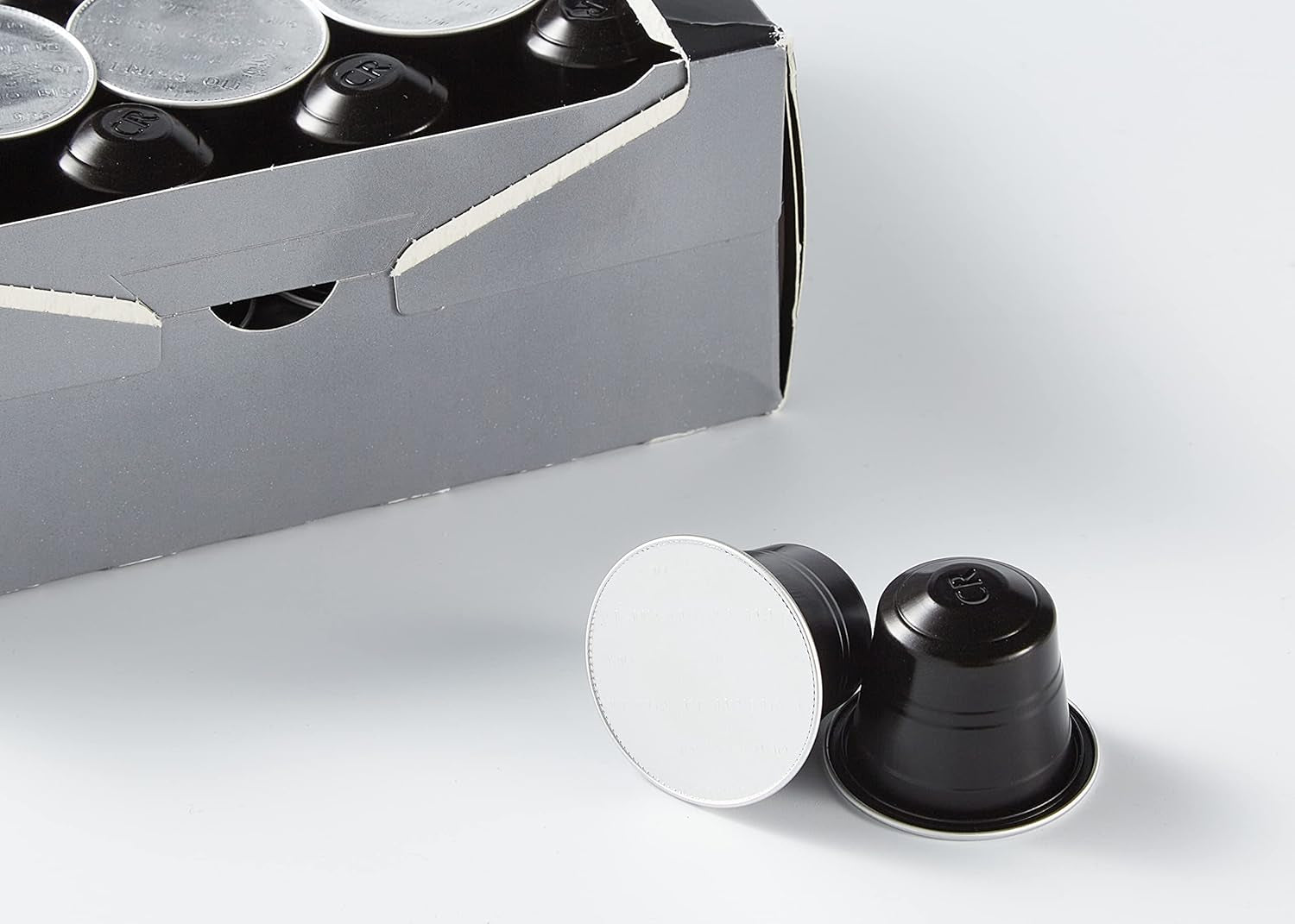 Café Royal Ristretto 36 capsule per macchina da caffè Nespresso - Intensità 9/10 - Capsule per caffè zertifiziate UTZ in alluminio (confezione con 3)