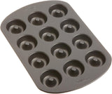 Wilton Donut-Backform Mit 12 Mulden Donutform, Hochwertige Donut Backform Mit Antihaftbeschichtung Für 12 Mini-Donuts, Spülmaschinenfest Stampi e vassoi per la cottura Naty Shop Medium