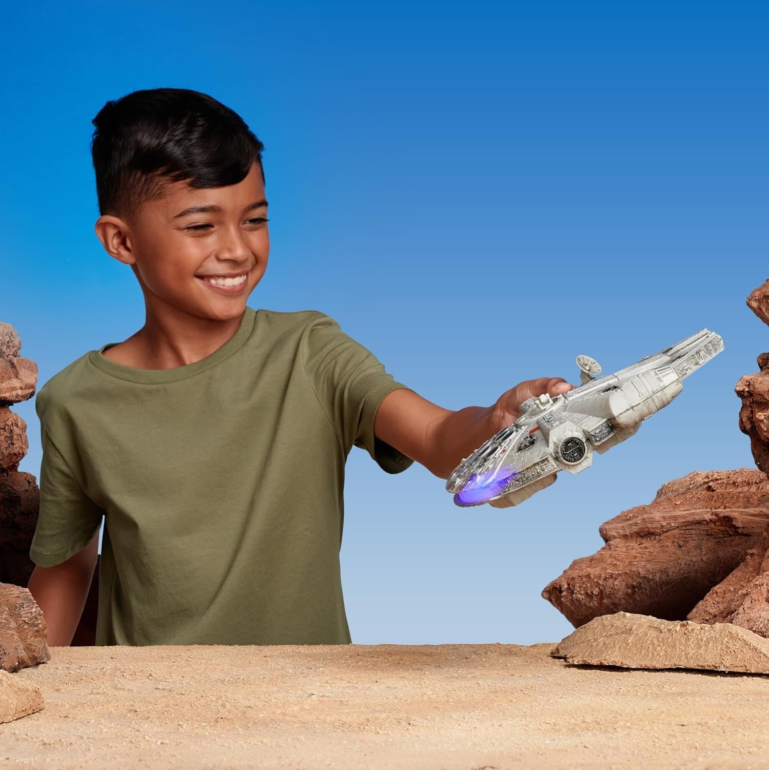 Star Wars Micro Galaxy Squadron SWJ0332 - Millennium Falcon 22,5 cm Veicolo ufficiale con luci, suoni e action figure Naty Shop