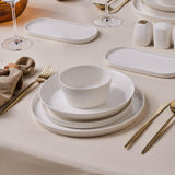 Karaca Stream Bone Bomo Set di stoviglie per 12 persone Elegante set di piatti quadrati Eleganti stoviglie in porcellana bianca