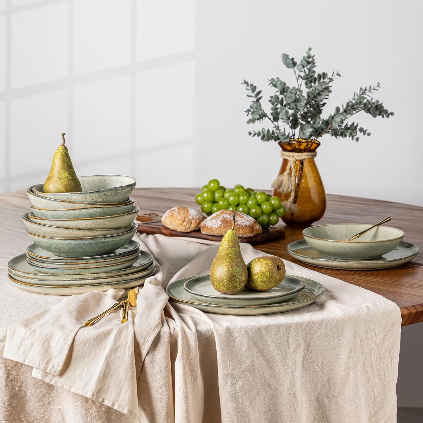 GBhome Set di stoviglie in ceramica per 6 persone, smalto reattivo da 24 pezzi, fatto a mano, adatto per microonde e lavastoviglie, set di ciotole e piatti, Desret Sage GDW007GY-24P-EU