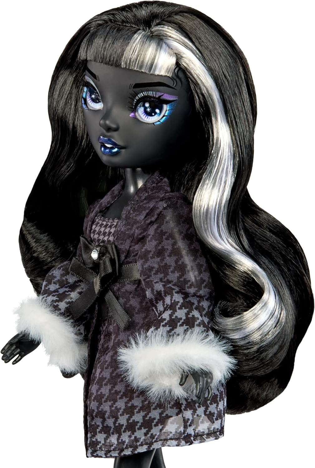 Rainbow High Shadow High Girl's Night - Shanelle Onyx - bambola fashion da 28 cm nei toni del grigio, capelli neri e completo con accessori e pettine - Per collezionisti e bambini dai 6 anni in su