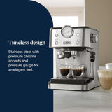 Macchina per caffè espresso portafiltro De'Longhi Classic EM450.M con montalatte professionale, corpo interamente in metallo, 15 bar, serbatoio dell'acqua da 1,7 l, acciaio inossidabile/metallo