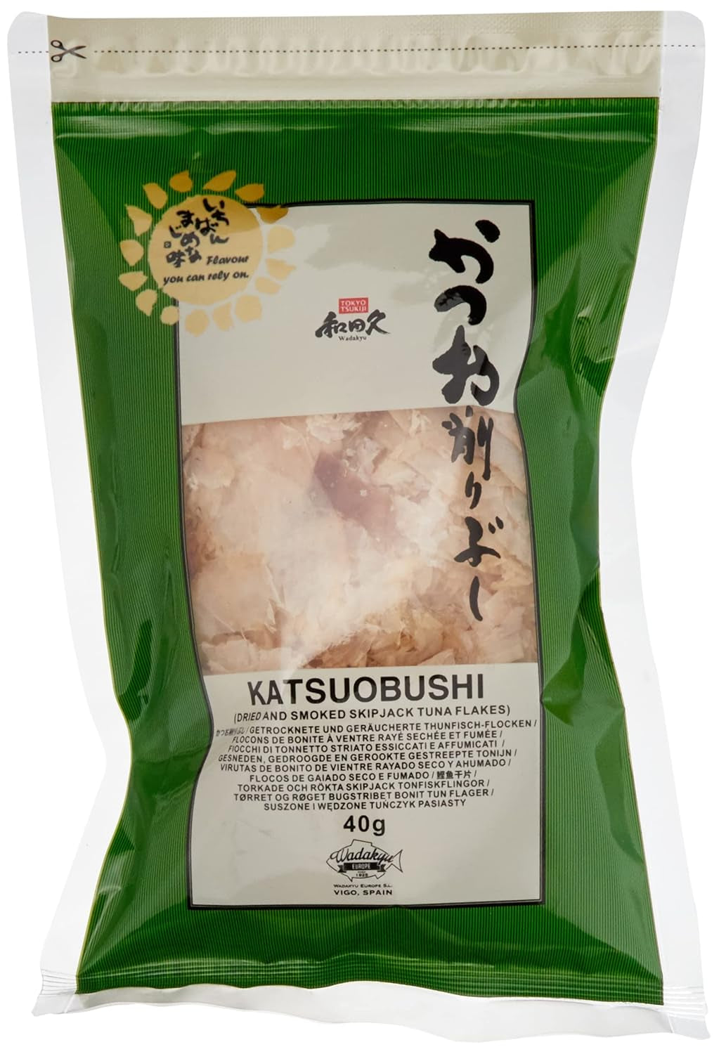 Katsuobushi Bonito Flocken – Aus 100 Prozent getrootkenem und Geräuchertem Bonito Tunfisch – Ideale per la cucina giapponese – 1 x 40 g