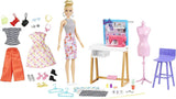 Barbie HDY90 - Bambola stilista (30,40 cm) e studio, 25+ accessori di design e moda, scrivania di design, sedia, macchina da cucire, modello in tessuto, manichino e altro, giocattoli da 3 anni Naty Shop Dolls Titolo predefinito