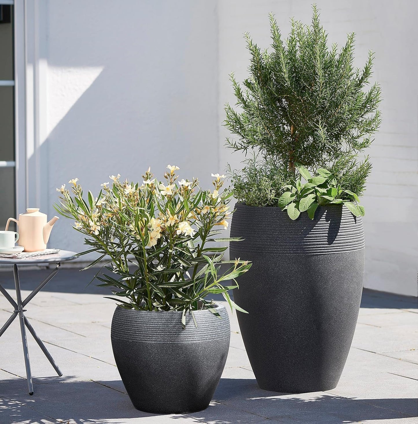 Scheurich Lineo, fioriera in plastica, granito nero, diametro 30 cm, altezza 24,1 cm, volume 11 l.