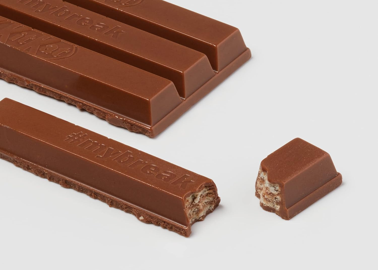 Barrette di cioccolato classiche Nestlé, barrette di wafer croccanti al cioccolato al latte, confezione da 48 (24 x 41,5 g)