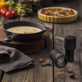 Macinaspezie Microplane Nero per Noce Moscata, Cannella, Fava Tonka, Pepe Lungo e Altre Spezie Secche Macina e Macinini Naty Shop