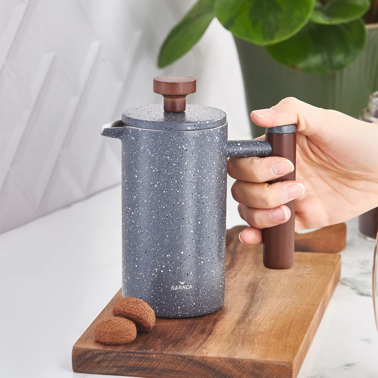 Pressa francese a doppia parete in marmo KARACA con manico in castagno - Pressa francese isolata per caffè - Caffettiera da campeggio da viaggio per la casa - 350 ml - Grigio scuro