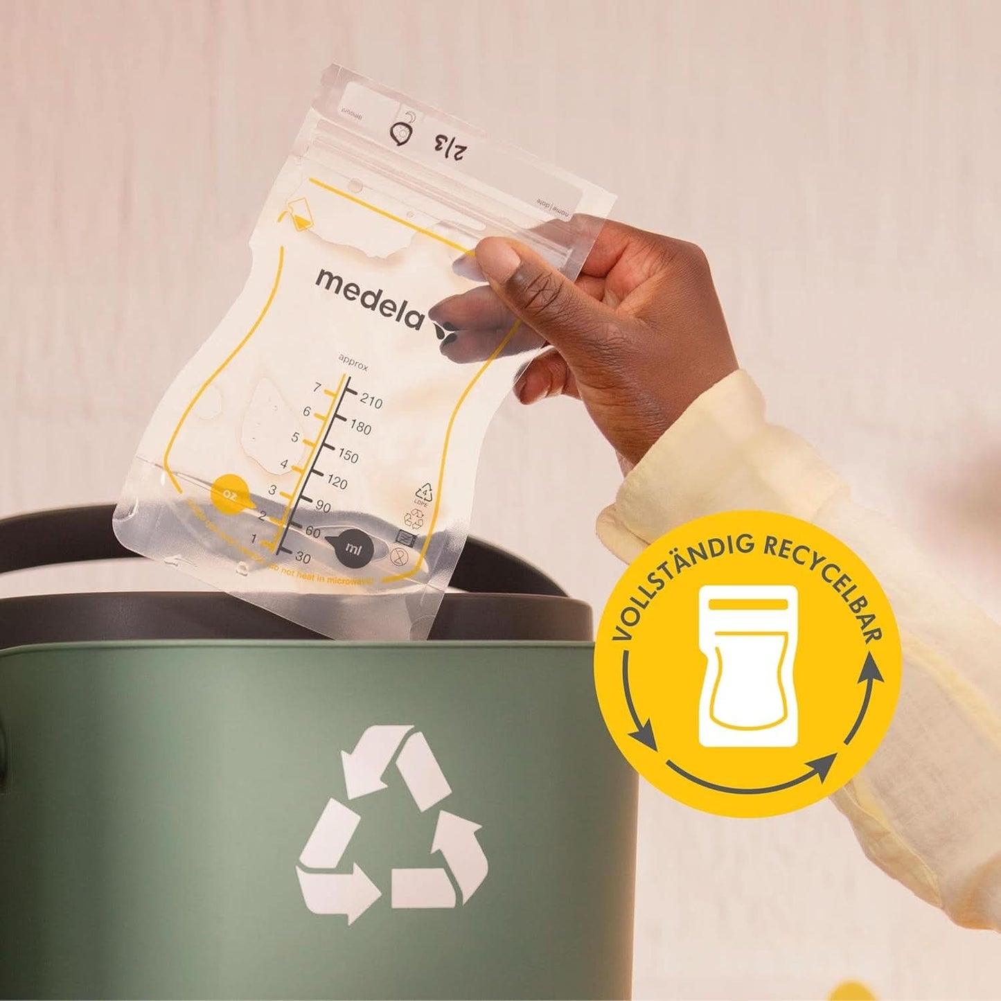 Medela Easy Pour Muttermilchbeutel Zum Einfachen Ausgießen, 100 Stück, 210 Ml, Auslaufsichere Einweg-Muttermilchbeutel Mit Überlaufschutz, Stillhelfer Accessori Alimenti per neonati e Allattamento Naty Shop