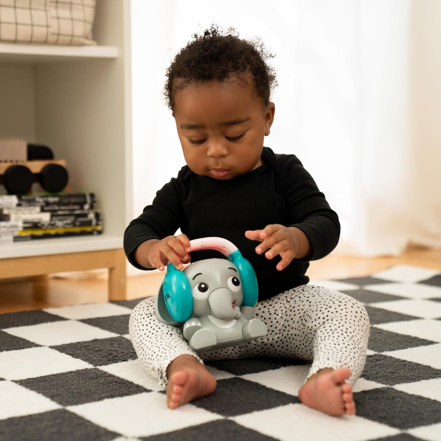 Baby Einstein Earl the Elephant Macchina audio Bluetooth, sistema musicale + luce notturna, giocattoli da neonato a bambino Bebe Naty Shop